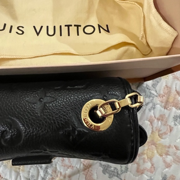 Authentic Louis Vuitton Empreinte St. Germaine BB Noir black leather bag - Picture 7 of 9